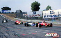 Gilles Villeneuve, al volante del Ferrari 126 CK, obtenía una apretada victoria en el GP de España de 1981, disputado en el circuito del Jarama.