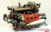 El Ferrari 126 CK de 1981 estrenaba el nuevo motor 1.5 V6 Turbo (Ferrari 021 V6 1.5 T), que desarrollaba inicialmente una potencia máxima de 540 CV a 11.000 rpm.
