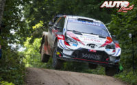 Sébastien Ogier, al volante del Toyota Yaris WRC, durante el Rally de Estonia 2020, puntuable para el Campeonato del Mundo de Rallies WRC.
