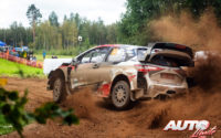 Kalle Rovanperä, al volante del Toyota Yaris WRC, durante el Rally de Estonia 2020, puntuable para el Campeonato del Mundo de Rallies WRC.