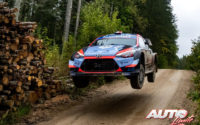 Pierre-Louis Loubet, al volante del Hyundai i20 Coupé WRC, durante el Rally de Estonia 2020, puntuable para el Campeonato del Mundo de Rallies WRC.