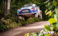 Gus Greensmith, al volante del Ford Fiesta WRC, durante el Rally de Estonia 2020, puntuable para el Campeonato del Mundo de Rallies WRC.