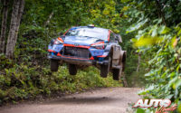 Pierre-Louis Loubet, al volante del Hyundai i20 Coupé WRC, durante el Rally de Estonia 2020, puntuable para el Campeonato del Mundo de Rallies WRC.