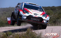Kalle Rovanperä, al volante del Toyota Yaris WRC, durante el Rally de Italia / Cerdeña 2020, puntuable para el Campeonato del Mundo de Rallies WRC.