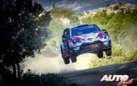 Sébastien Ogier, al volante del Toyota Yaris WRC, durante el Rally de Italia / Cerdeña 2020, puntuable para el Campeonato del Mundo de Rallies WRC.