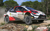 Sébastien Ogier, al volante del Toyota Yaris WRC, durante el Rally de Italia / Cerdeña 2020, puntuable para el Campeonato del Mundo de Rallies WRC.