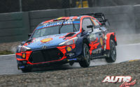 Thierry Neuville, al volante del Hyundai i20 Coupé WRC, durante el Rally de Monza 2020, puntuable para el Campeonato del Mundo de Rallies WRC.