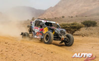 Francisco "Chaleco" López. al volante de un Cam-AM XRS Turbo, obtenía la victoria en la categoría de vehículos ligeros en el Rally Dakar 2021.