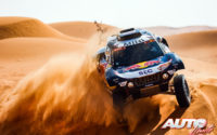 Carlos Sainz, al volante del MINI John Cooper Works Buggy, durante una etapa del Rally Dakar 2021.