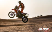 Kevin Benavides, a los mandos de su Honda CRF 450 Rally, obtenía la victoria en la categoría de motos del Rally Dakar 2021.