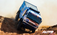 Anton Shibalov, al volante del Kamaz 43509, durante una etapa del Rally Dakar 2021.