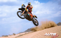 Matthias Walkner, a los mandos de su KTM 450 Factory, durante una etapa del Rally Dakar 2021.