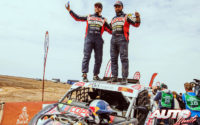 Francisco "Chaleco" López y Juan Pablo Latrach. a bordo de un Cam-AM XRS Turbo, obtenían la victoria en la categoría de vehículos ligeros en el Rally Dakar 2021.