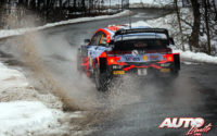 Dani Sordo, al volante del Hyundai i20 Coupé WRC, durante el Rally de Montecarlo 2021, puntuable para el Campeonato del Mundo de Rallies WRC.