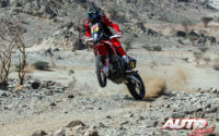 Kevin Benavides, a los mandos de su Honda CRF 450 Rally, obtenía la victoria en la categoría de motos del Rally Dakar 2021.