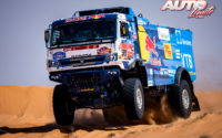 Airat Mardeev, al volante del Kamaz 43509, durante una etapa del Rally Dakar 2021.