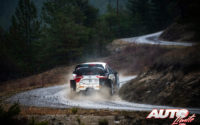 Elfyn Evans, al volante del Toyota Yaris WRC, durante el Rally de Montecarlo 2021, puntuable para el Campeonato del Mundo de Rallies WRC.