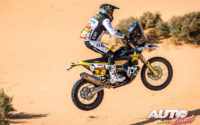 Pablo Quintanilla, a los mandos de su Husqvarna FR 450 Rally, durante una etapa del Rally Dakar 2021.