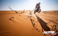 Matthias Walkner, a los mandos de su KTM 450 Factory, durante una etapa del Rally Dakar 2021.