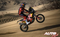 Toby Price, a los mandos de su KTM 450 Factory, durante una etapa del Rally Dakar 2021.