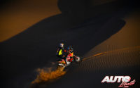 Matthias Walkner, a los mandos de su KTM 450 Factory, durante una etapa del Rally Dakar 2021.
