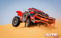 Christian Lavieille, al volante del Optimus MD Buggy, durante una etapa del Rally Dakar 2021.