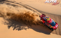 Sébastien Loeb, al volante del BRX Prodrive Hunter 4x4, durante una etapa del Rally Dakar 2021.
