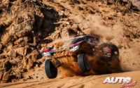 Mathieu Serradori, al volante del Century CR6 Buggy, durante una etapa del Rally Dakar 2021.