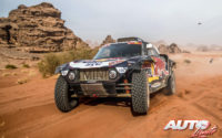 Carlos Sainz, al volante del MINI John Cooper Works Buggy, durante una etapa del Rally Dakar 2021.