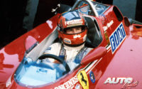 Gilles Villeneuve fue piloto de la Scuderia Ferrari entre 1978 y 1982. El piloto canadiense obtuvo 6 victorias, 13 podios, 2 “pole positions” y 8 vueltas rápidas en carrera al volante de los monoplazas de Maranello.