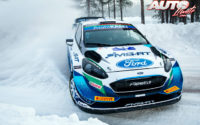 Teemu Suninen, al volante del Ford Fiesta WRC, durante el Rally Ártico de Finlandia 2021, puntuable para el Campeonato del Mundo de Rallies WRC.