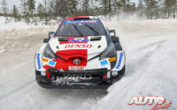Kalle Rovanperä, al volante del Toyota Yaris WRC, durante el Rally Ártico de Finlandia 2021, puntuable para el Campeonato del Mundo de Rallies WRC.