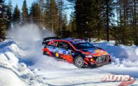 Ott Tänak, al volante del Hyundai i20 Coupé WRC, obtenía la victoria en el Rally Ártico de Finlandia 2021, puntuable para el Campeonato del Mundo de Rallies WRC.