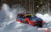 Ole Christian Veiby, al volante del Hyundai NG i20 Rally 2, durante el Rally Ártico de Finlandia 2021, puntuable para el Campeonato del Mundo de Rallies WRC 2.