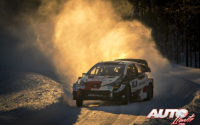 Elfyn Evans, al volante del Toyota Yaris WRC, durante el Rally Ártico de Finlandia 2021, puntuable para el Campeonato del Mundo de Rallies WRC.