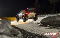 Kalle Rovanperä, al volante del Toyota Yaris WRC, durante el Rally Ártico de Finlandia 2021, puntuable para el Campeonato del Mundo de Rallies WRC.