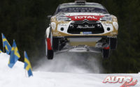 Mads Ostberg, al volante del Citroën DS3 WRC, durante el Rally de Suecia 2015, puntuable para el Campeonato del Mundo de Rallies WRC.