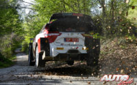 Elfyn Evans, al volante del Toyota Yaris WRC, durante el Rally de Croacia 2021, puntuable para el Campeonato del Mundo de Rallies WRC.