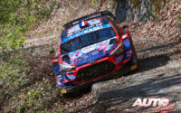 Pierre-Louis Loubet, al volante del Hyundai i20 Coupé WRC, durante el Rally de Croacia 2021, puntuable para el Campeonato del Mundo de Rallies WRC.