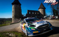 Adrien Fourmaux, al volante del Ford Fiesta WRC, durante el Rally de Croacia 2021, puntuable para el Campeonato del Mundo de Rallies WRC.