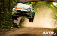 Marco Bulacia, al volante del Skoda Fabia Rally2 Evo WRC 2, durante el Rally de Estonia 2021, puntuable para el Campeonato del Mundo de Rallies WRC 2.