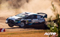 Gus Greensmith, al volante del Ford Fiesta WRC, durante el Rally de Estonia 2021, puntuable para el Campeonato del Mundo de Rallies WRC.