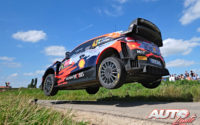 Craig Breen, al volante del Hyundai i20 Coupé WRC, durante el Rally de Bélgica 2021, puntuable para el Campeonato del Mundo de Rallies WRC.