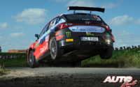 Oliver Solberg, al volante del Hyundai i20 N Rally2, durante el Rally de Bélgica 2021, puntuable para el Campeonato del Mundo de Rallies WRC 2.