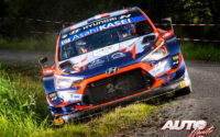 Pierre-Louis Loubet, al volante del Hyundai i20 Coupé WRC, durante el Rally de Bélgica 2021, puntuable para el Campeonato del Mundo de Rallies WRC.