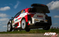 Kalle Rovanperä, al volante del Toyota Yaris WRC, durante el Rally de Bélgica 2021, puntuable para el Campeonato del Mundo de Rallies WRC.
