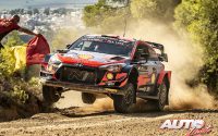 Thierry Neuville, al volante del Hyundai i20 Coupé WRC, durante el Rally de Grecia 2021, puntuable para el Campeonato del Mundo de Rallies WRC.
