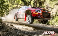 Mads Ostberg, al volante del Citroën C3 Rally2 de la categoría WRC 2, durante el Rally de Grecia 2021, puntuable para el Campeonato del Mundo de Rallies WRC 2.