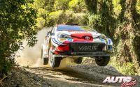 Elfyn Evans, al volante del Toyota Yaris WRC, durante el Rally de Grecia 2021, puntuable para el Campeonato del Mundo de Rallies WRC.
