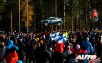 Gus Greensmith, al volante del Ford Fiesta WRC, durante el Rally de Finlandia 2021, puntuable para el Campeonato del Mundo de Rallies WRC.
